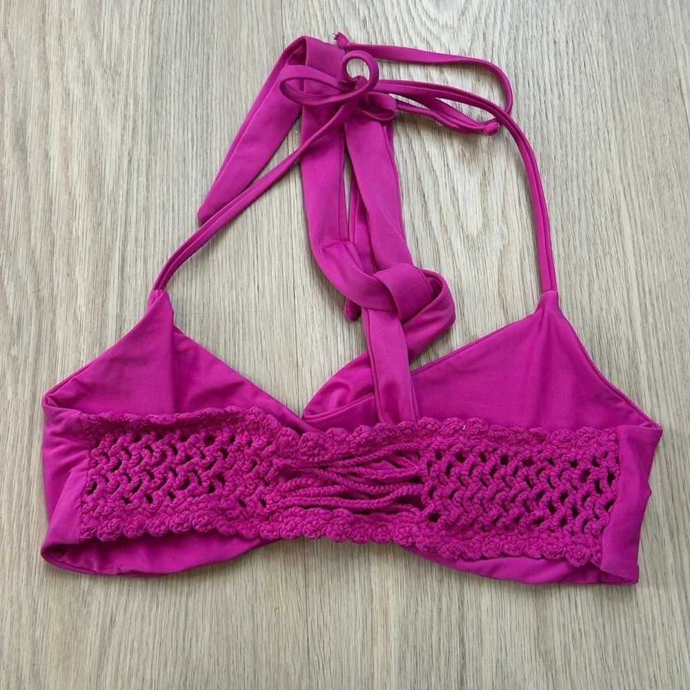 Frankie’s Bikinis Malia Macrame Crochet Back Bikini Top M